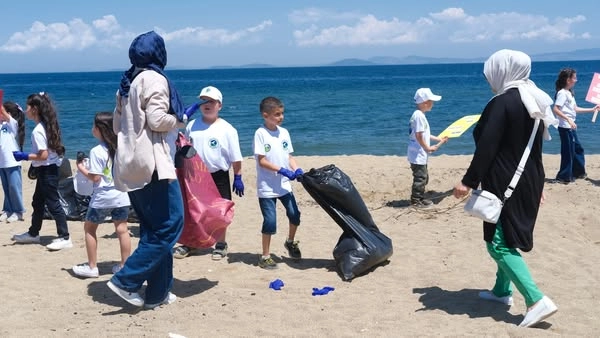 Mavi Bayrak çevre eğitimi katılımcıları