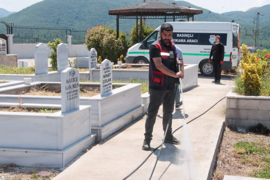 Yalova belediyesi mezarlık düzenlemesi