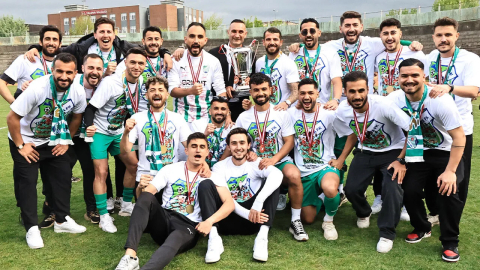 Şampiyon Sahaya İniyor!