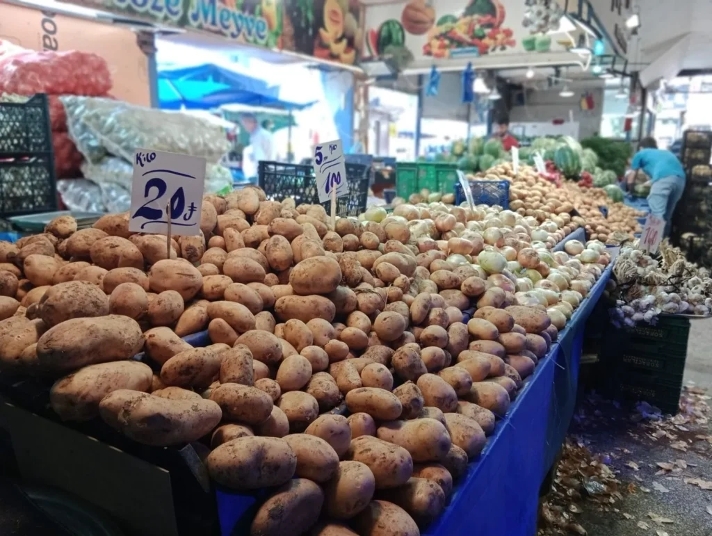Yalova pazarında yüksek fiyatlar