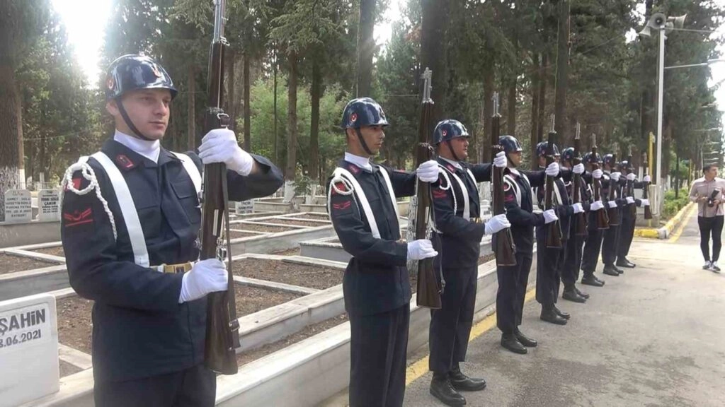 Yalova'da şehit anma töreni
