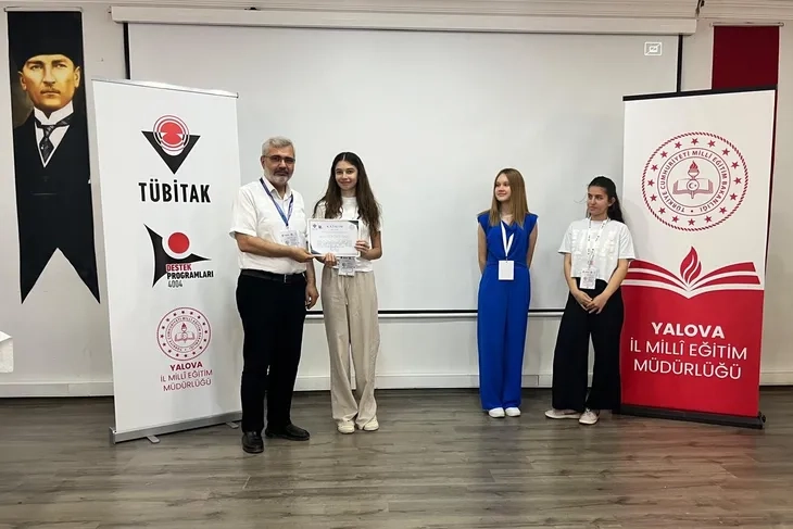 Yalova'da Yapay Zeka ve Çevre Eğitimi Sertifika Töreni