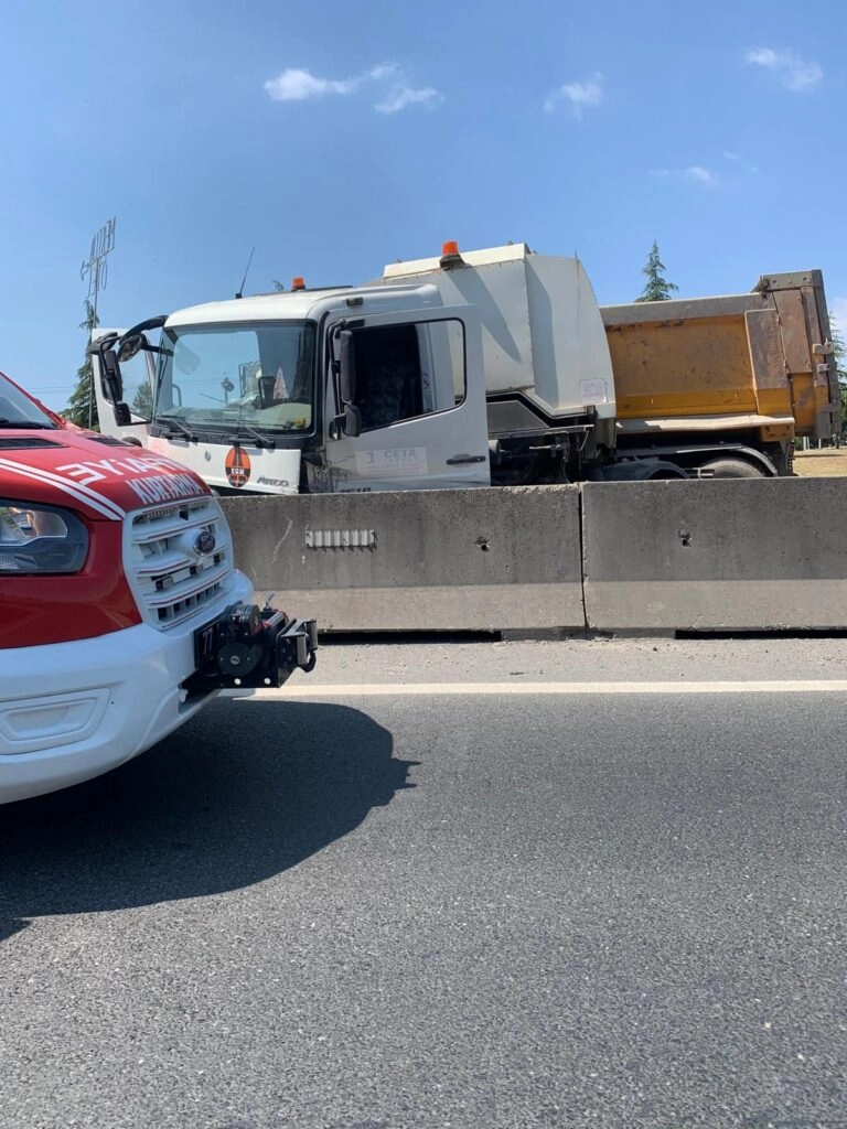 Yalova Siteler mevkiinde trafik kazası