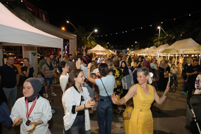 Komşuda Kurtuluş Coşkusu Başladı