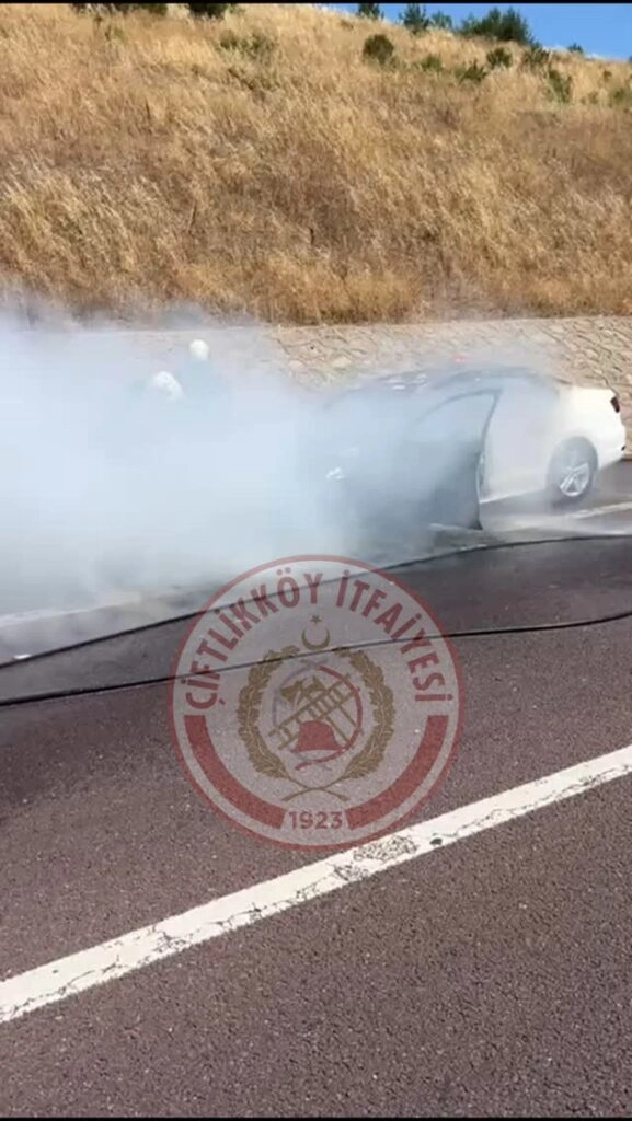 İstanbul İzmir Otoyolu araç yangını
