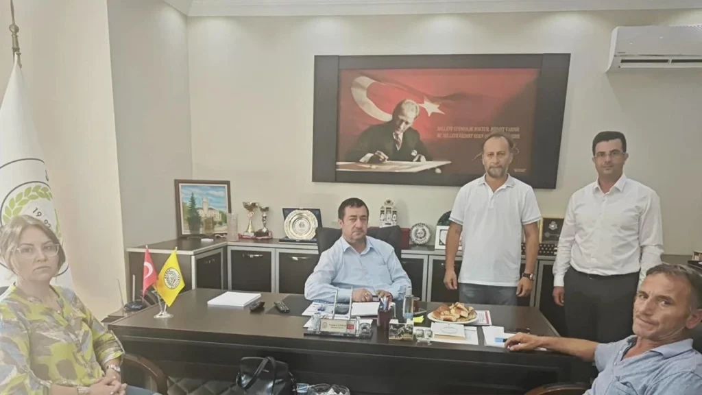 Subaşı Belediye Başkanı Turan Canbay muhtarlarla toplantı