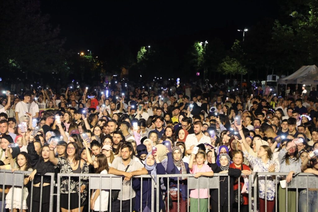 İkilem Grubu Karamürsel Performansı