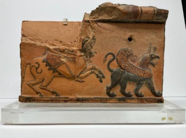 Binlerce Eser Türkiye’ye Döndü! Bakan Ersoy’dan Kaçakçılık Uyarısı!