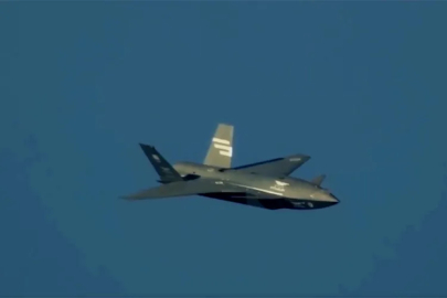 KIZILELMA’dan Tarihi Test: İnsansız Uçaklar İlk Kez Formasyonla Uçtu!