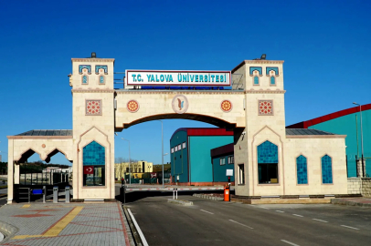 Yalova Üniversitesi’nden Şehit Polisler İçin Ortak Mesaj!