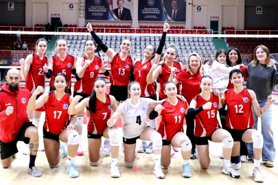 Çiftlikköy Sultanları Peymanspor’u Kolay Geçti: 3-0!