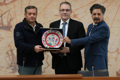 BM’den Yalova Üniversitesi’nde Göç ve Ekonomi Mesajı!