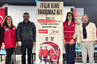 İyilik Yalova’da Konuşuldu: Kızılay’dan Öğrencilere Seminer!