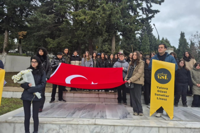 Yalova Güzel Sanatlar Lisesi’nden Şehitliğe Anlamlı Ziyaret!