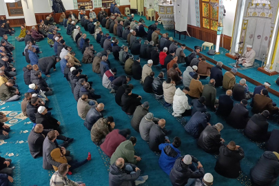 Yalova’da Miraç Kandili Coşkusu Merkez Camii’nde Yaşandı!