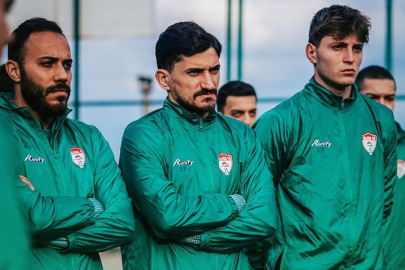 Pazar Günü Kritik 90 Dakika: Yalova FK Galata Önünde Puan Avında!