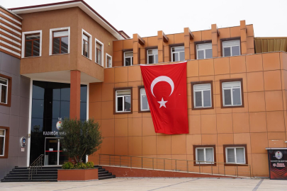 Kadıköy’den Türk Bayrağına Güçlü Sahiplenme!