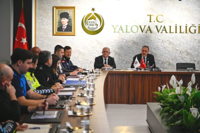 Yalova’da 628 Trafik Levhası Kaldırıldı!