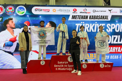 Çiftlikköy Karatecileri Yıldızlar Ligi’nde Tarih Yazdı!