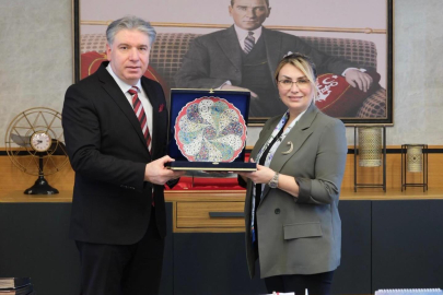 Altınova’da Güç Birliği: Belediye ve Üniversite Aynı Masada!