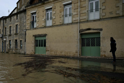 Nils Fırtınası Fransa’yı Vurdu: 850 Bin Hane Elektriksiz