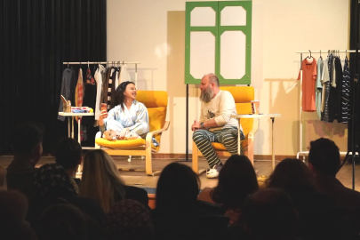 Armutlu’da Kahkaha Gecesi: “Hangisi Gerçek?” Sahnelendi!