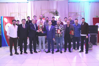 Yalova Üniversitesi Spor Zirvede: Şampiyonluk Taçlandı!