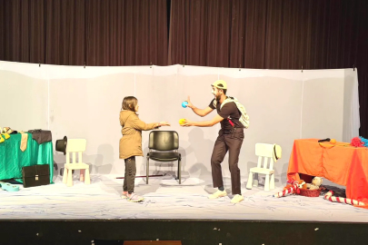 Yalova’da Pandomim Coşkusu: Çocuklar Salonu Şenlendirdi!