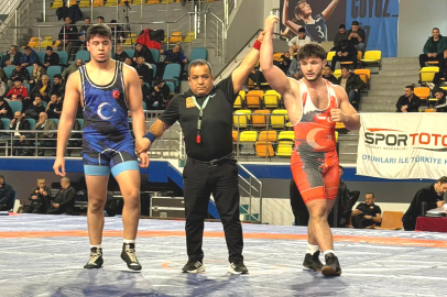 Altınova’ya Güreşte Büyük Gurur: Türkiye 3.’sü Oldu!