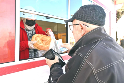 Yalova’da “Askıda Pide” Dönemi: Ramazan Sofrasına Destek!