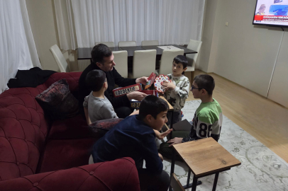 Ramazan Sofrasında Tebessüm: Laçin Çocuklarla Aynı Sofrada!