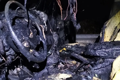 Yalova-Bursa Karayolunda Panik Anları: Yanmaktan Son Anda Kurtuldular!