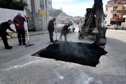 Çınarcık’ta Asfalt Mesaisi: Dört Ana Cadde Yenileniyor!