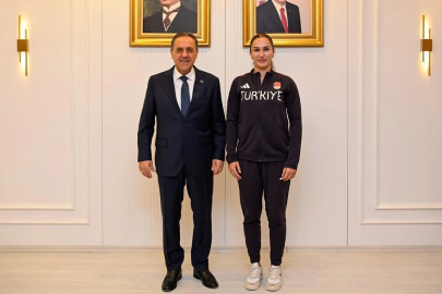 Yalova’nın Gururu Buse Tosun’dan Vali Usta’ya Anlamlı Ziyaret