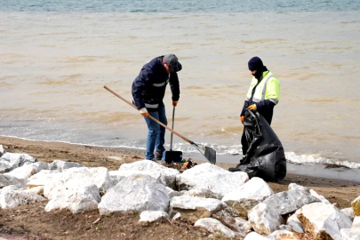 Yalova Doğu Sahil Bandı’nda  “Detaylı Temizlik
