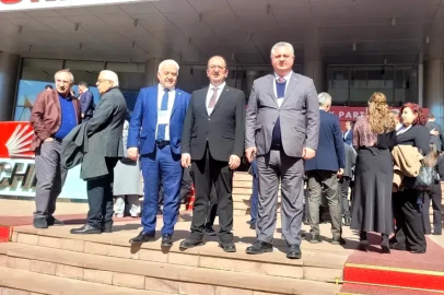 CHP Yalova Heyeti Ankara’da Genel Merkez’deydi