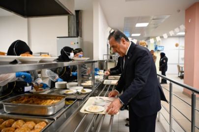 Yalova Valisi Usta, Akça Hatun Yurdu’nda İftar Yaptı