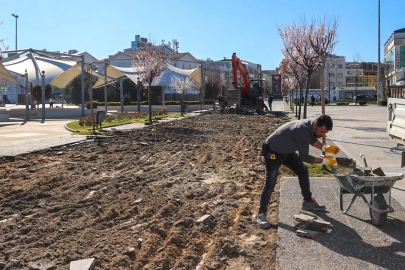 Yalova’da Meydan Yenileme Çalışması Başladı