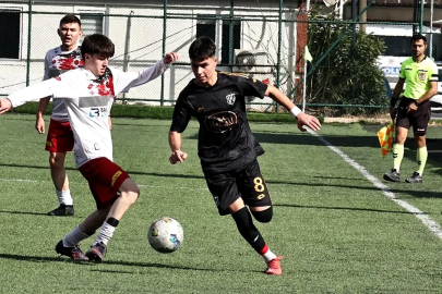 Yalovagücü’nden U16 ve U17 Liglerinde Çifte Zafer!