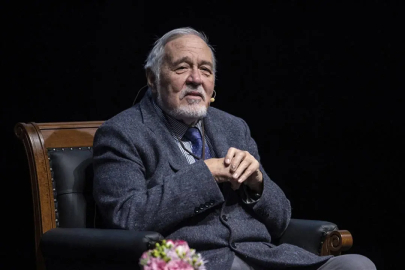 Prof. Dr. İlber Ortaylı Vefat Etti: Türk Tarihçiliği Yasta!