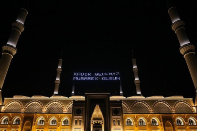 Kadir Gecesi Pazartesi Dualarla İdrak Edilecek