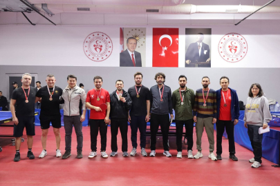 Yalova’da Sağlık Çalışanları Masa Tenisinde Buluştu!