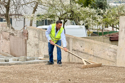İsmetpaşa’da Parke Yol Yenileme Çalışmaları Sürüyor
