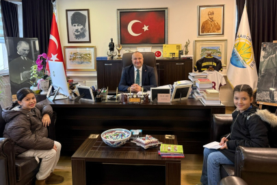 Çınarcık’ta Minik Öğrencilerden Başkan Kurt’a Röportaj!