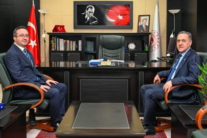 Vali Usta'dan Yeni İl Müdürüne İlk Ziyaret!