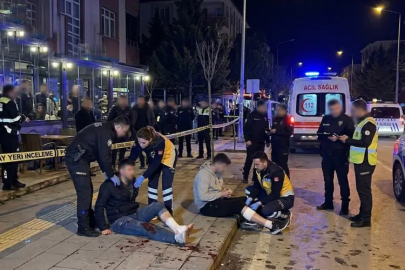 Çınarcık’ta Laf Atma Tartışması Bıçaklı Kavgaya Dönüştü: 2 Yaralı!