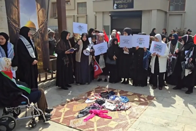 Yalova’da Kadınlardan Gazze İçin Sessiz Protesto!