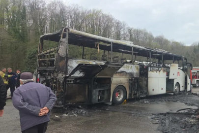 Yalova-Bursa Yolunda Alev Alan Otobüs Söndürüldü!